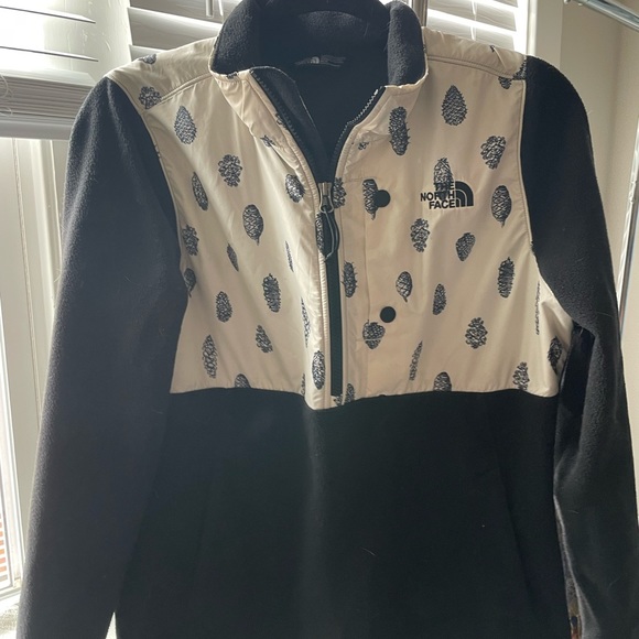 Miscellaneous sweaters and coats - Picture 7 of 10